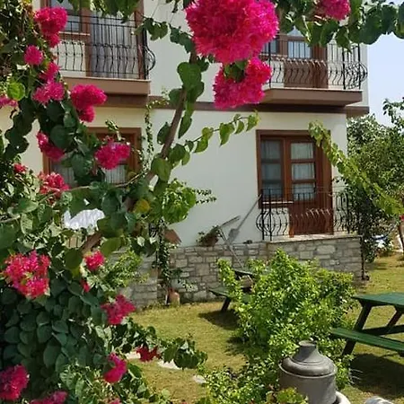 Hotel Sezgin *